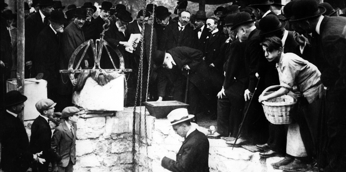 100e anniversaire de la pose de la première pierre de la Fondation